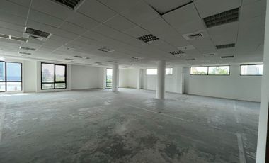 118sq.m Office Space For Rent in BTTC Centre, San Juan City!
