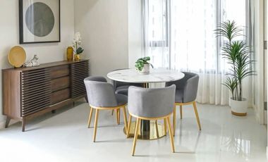 Sophisticated City Living with Designer Touches