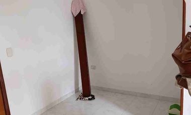 VENDO APARTAESTUDIO CENTRO PARTE ALTA 3 PISO ASCENSOR