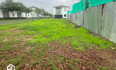 Terreno en venta en urb. Aires del Batán