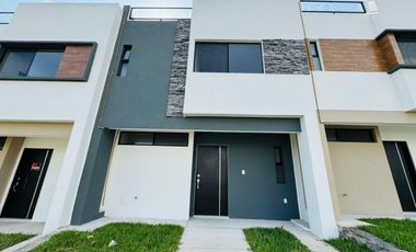 Aprovecha Casa Adjudicada en Venta en Cumbres Residencial, Veracruz