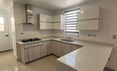 CD JUAREZ-CASA RENTA AMUEBLADA- RESERVA DE CAMPOS ELISEOS-$32,000 MX