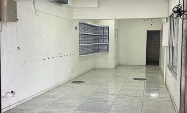 Local Comercial Gilberto Fuenzalida, Las Condes