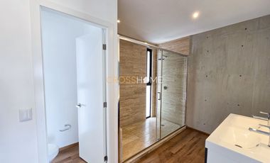 PENTHOUSE DOBLE ALTURA DOS NIVELES EN VENTA en JURIQUILLA, QUERÉTARO.