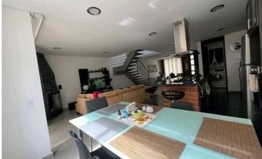SE VENDE CASA EN EL RETIRO