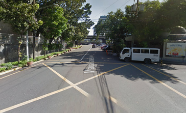 House and Lot in Makati City For Sale