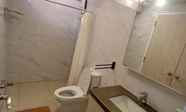 1BR with balcony seaview