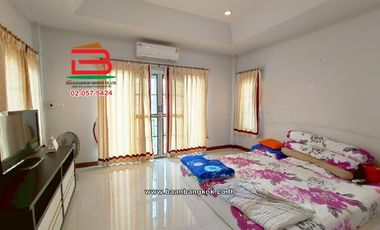 บ้านเดี่ยว หมู่บ้านนนทิชา ลำลูกกา-คลอง 8 (เฟส 1) (ทางไปวัดดอนใหญ่) เนื้อที่ 57.5 ตร.ว (ใกล้ตลาดเจริญกัลป์ คลอง.8 ลำลูกกา) อำเภอลำลูกกา จังหวัดปทุมธานี