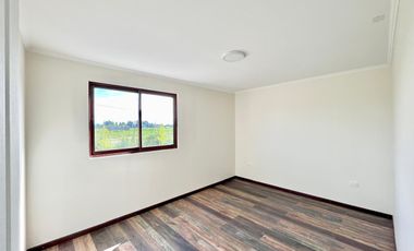 Se vende casa nueva de 340m2 en sitio de 5.000m2, Condominio Valle Tranquilo, Zapallar, Curicó