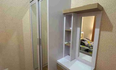 Apartemen 2 br view kolam renang di springlake summarecon bekasi