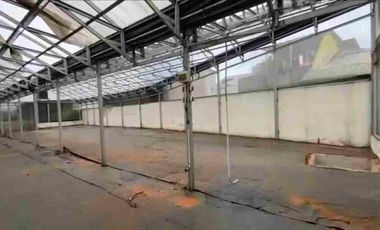 Dijual tanah 520 m2 + bangunan  workshop utk gudang lapangan padel  bebas banjir dkt akses tol bekasi timur