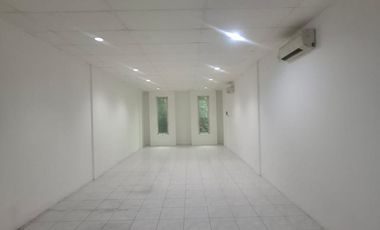 Disewakan Ruko 4 lantai di Taman Sari Jakarta Barat