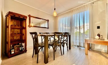 SAN FELIPE - VENDE CASA DOS PISOS 4D 3B - COND. ALTOS DE MONASTERIO