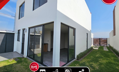 Casas solas en Venta ubicadas en San Mateo Atenco cerca del Colegio Terranova