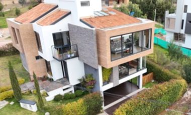 SE VENDE CASA CAMPESTRE EN CONJUNTO CERRADO TUNJA