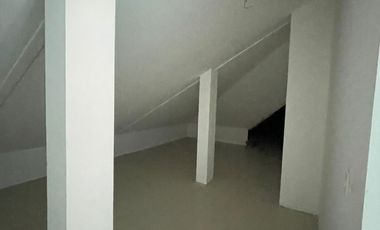 Casa de Alquiler en Samborondón, Urbanización Biblos