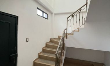 Casa de Alquiler en Samborondón, Urbanización Biblos