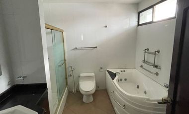 Casa de Alquiler en Samborondón, Urbanización Biblos