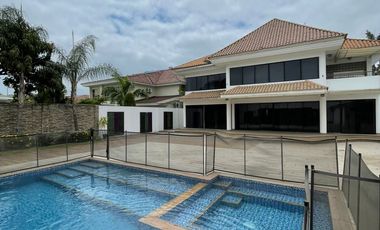 Casa de Alquiler en Samborondón, Urbanización Biblos