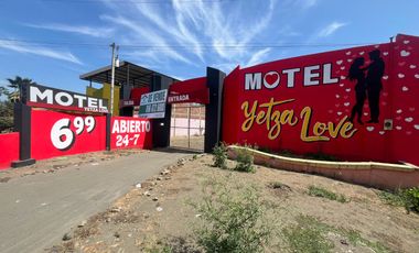 Motel en venta en la vía Manta, una oportunidad de inversión única.