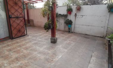 Linda casa esquina en el Pedregal de Buin