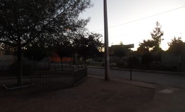 Linda casa esquina en el Pedregal de Buin