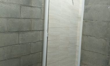 VENTA DE BODEGA NUEVA EN ZONA FRANCA PALMASECA.- LA ESMERALDA