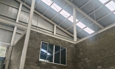 VENTA DE BODEGA NUEVA EN ZONA FRANCA PALMASECA.- LA ESMERALDA