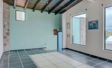 Casa Alameda 17,  Amplios Interiores