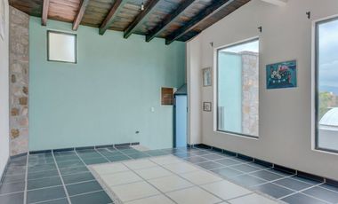 Casa Alameda 17,  Amplios Interiores
