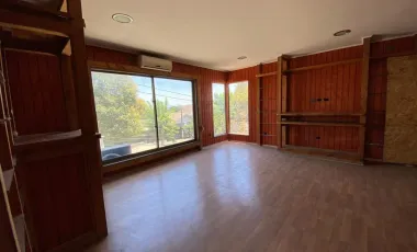 Tu Próximo Hogar en Peñalolén: Amplia Casa para Disfrutar en Familia