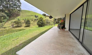 SE VENDE CASA CAMPESTRE EN PEREIRA VIA ARMENIA