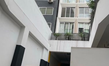 Estacionamientos en venta-Centro De Miraflores