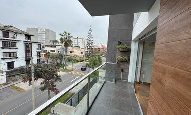 ¡Duplex de Lujo en Santiago de Surco!