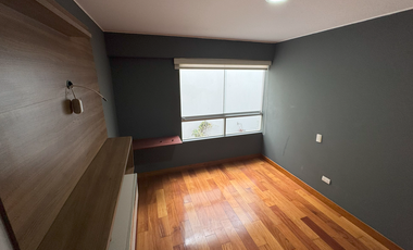 ¡Duplex de Lujo en Santiago de Surco!