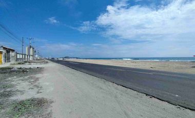 Terreno en venta Frente al Mar