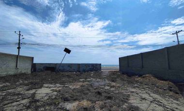 Terreno en venta Frente al Mar