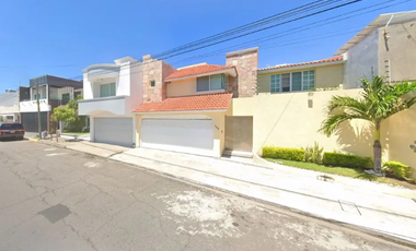 Bonita casa en remate en Costa de Oro, Boca del Río