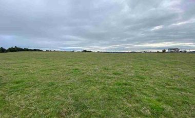 Vende 2 parcelas  Totalmente planas y limpias  de 5.000.M2 a 15 minutos de Aeropuerto El Tepual Puerto Montt.