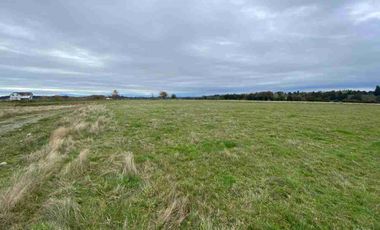 Vende 2 parcelas  Totalmente planas y limpias  de 5.000.M2 a 15 minutos de Aeropuerto El Tepual Puerto Montt.