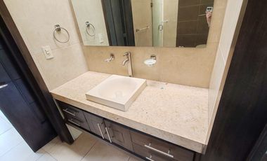 CASA EN VENTA EN COTO SAN NICOLÁS