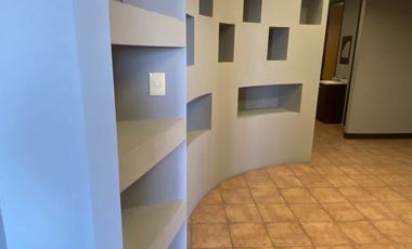 𝗕𝗢𝗗𝗘𝗚𝗔 𝗖𝗢𝗠𝗘𝗥𝗖𝗜𝗔𝗟 𝗘𝗡 𝗥𝗘𝗡𝗧𝗔, 𝗘𝗦𝗣𝗔𝗖𝗜𝗢 𝗖𝗢𝗡 𝗣𝗢𝗧𝗘𝗡𝗖𝗜𝗔𝗟 𝗘𝗡 𝗨𝗕𝗜𝗖𝗔𝗖𝗜Ó𝗡 𝗘𝗦𝗧𝗥𝗔𝗧É𝗚𝗜𝗖𝗔 📍𝗖𝗔𝗟𝗟𝗘 𝗖