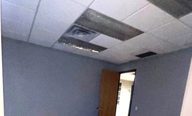 𝗕𝗢𝗗𝗘𝗚𝗔 𝗖𝗢𝗠𝗘𝗥𝗖𝗜𝗔𝗟 𝗘𝗡 𝗥𝗘𝗡𝗧𝗔, 𝗘𝗦𝗣𝗔𝗖𝗜𝗢 𝗖𝗢𝗡 𝗣𝗢𝗧𝗘𝗡𝗖𝗜𝗔𝗟 𝗘𝗡 𝗨𝗕𝗜𝗖𝗔𝗖𝗜Ó𝗡 𝗘𝗦𝗧𝗥𝗔𝗧É𝗚𝗜𝗖𝗔 📍𝗖𝗔𝗟𝗟𝗘 𝗖