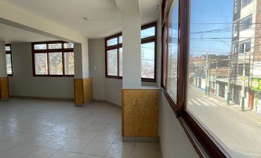 ALQUILER.Local Comercial Frente Parque En Calle Principal Barranca