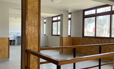 ALQUILER.Local Comercial Frente Parque En Calle Principal Barranca