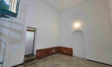 OPORTUNIDAD UNICA EN SAN JUAN DE DIOS, GUADALAJARA, CASA EN VENTS CON EXCELENTE POTENCIAL DE RENTA