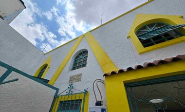 OPORTUNIDAD UNICA EN SAN JUAN DE DIOS, GUADALAJARA, CASA EN VENTS CON EXCELENTE POTENCIAL DE RENTA