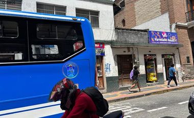 Casa de venta en Otavalo, centro, con proyecto arquitectónico de reconstrucción