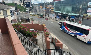 CASA ECONÒMICA EN EL CENTRO DE AZOGUES