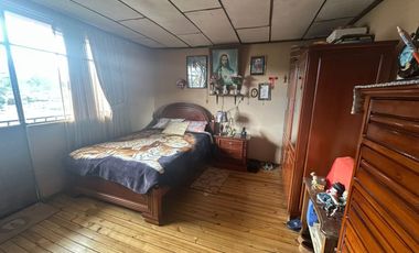 CASA ECONÒMICA EN EL CENTRO DE AZOGUES